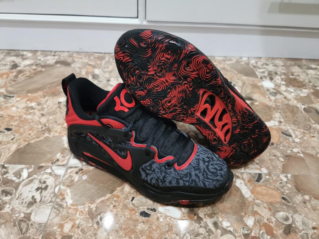 Lebron 15 hotsell size 7.5