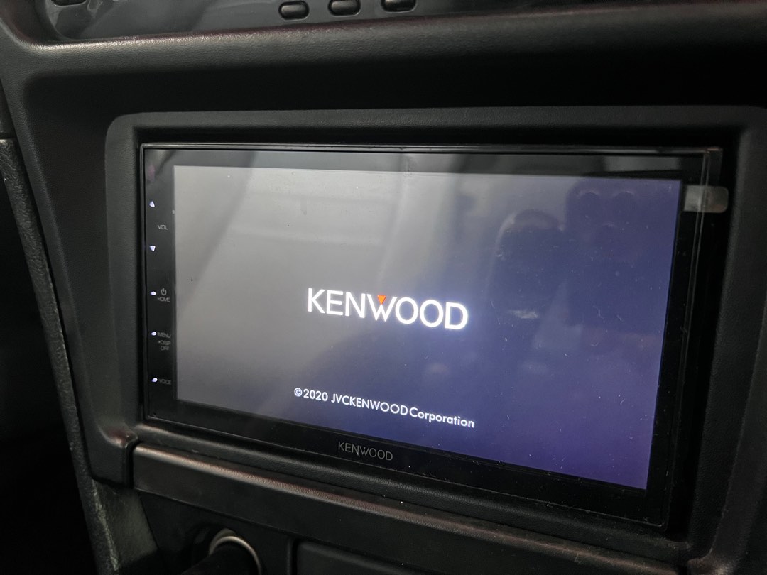 Kenwood DMX5020S Apple Car Play Android Player Bluetooth Radio Double