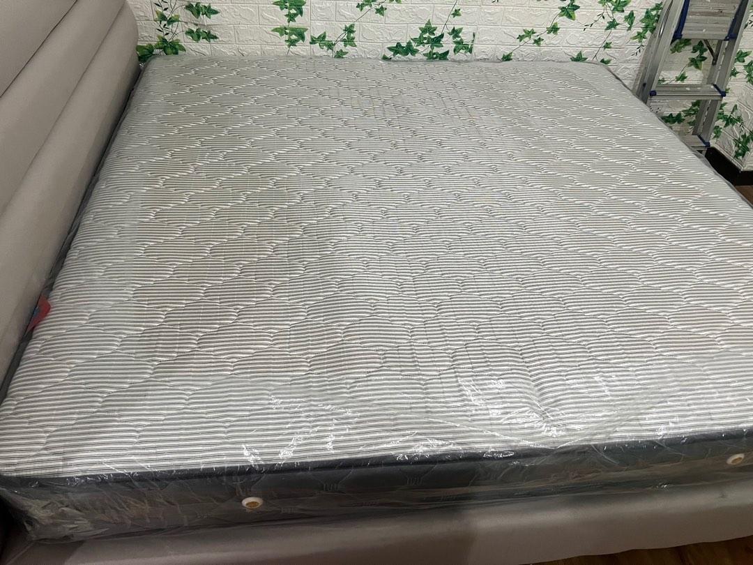 King Size Bed Mandaue Foam (mattress only), Furniture & Home Living