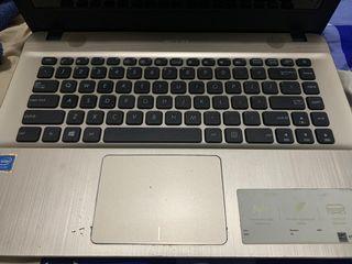Laptop Asus Vivobook
