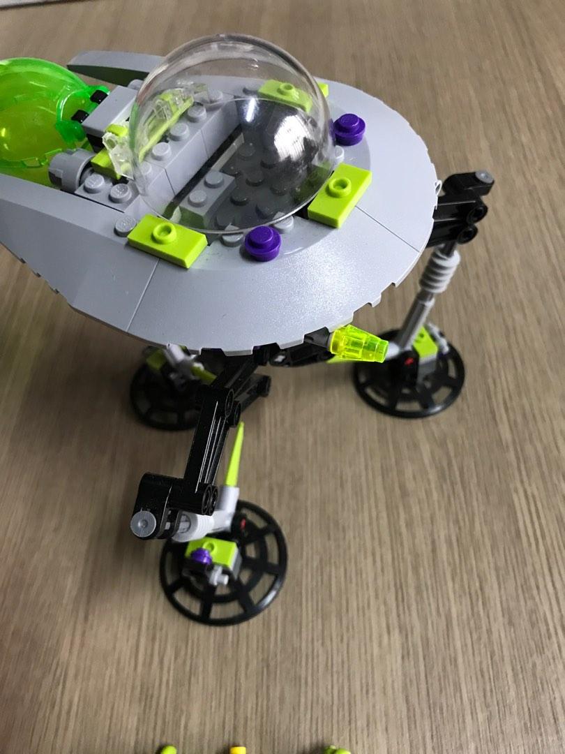 LEGO Space Tripod Invader 7051, Hobbies & Toys, Toys & Games on Carousell