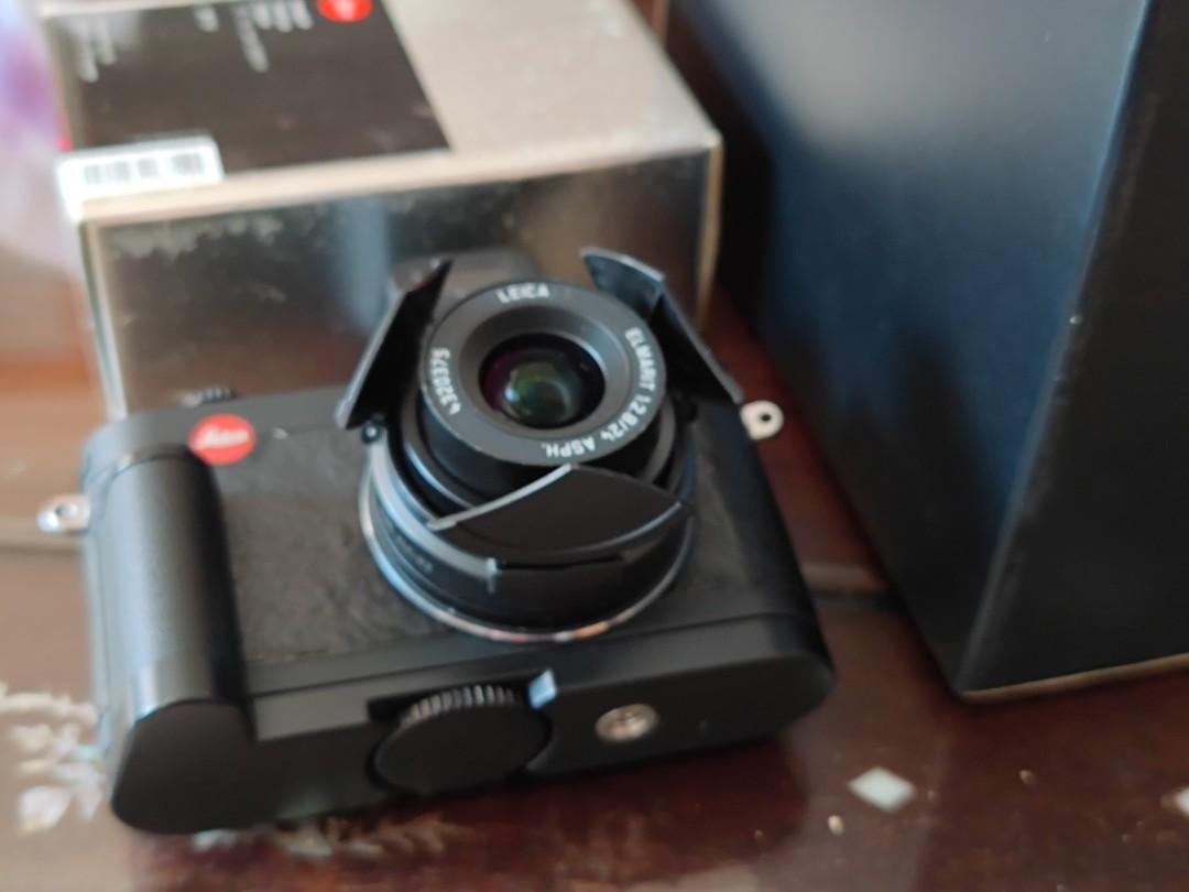 Leica XA2 with grip and OLYMPUS EVF, Photography, Cameras on Carousell