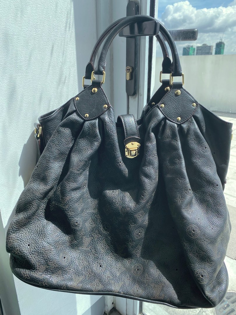 Louis Vuitton Mahina Hobo, Luxury, Bags & Wallets on Carousell