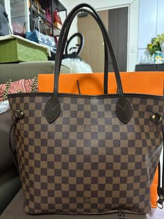 (Category: ) located in . Submitted by bagspace_shop (Listing ID 1190688662, Image 1). Description: .
