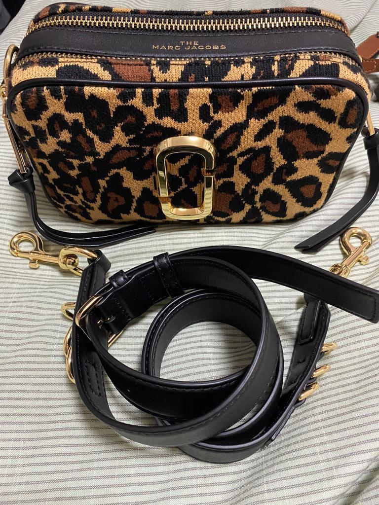 Marc jacobs sales snapshot leopard strap