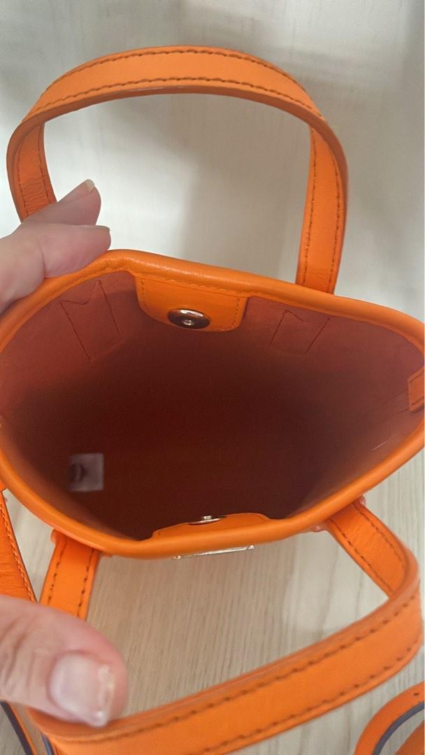 Mcm mini top outlet handle leather crossbody bag