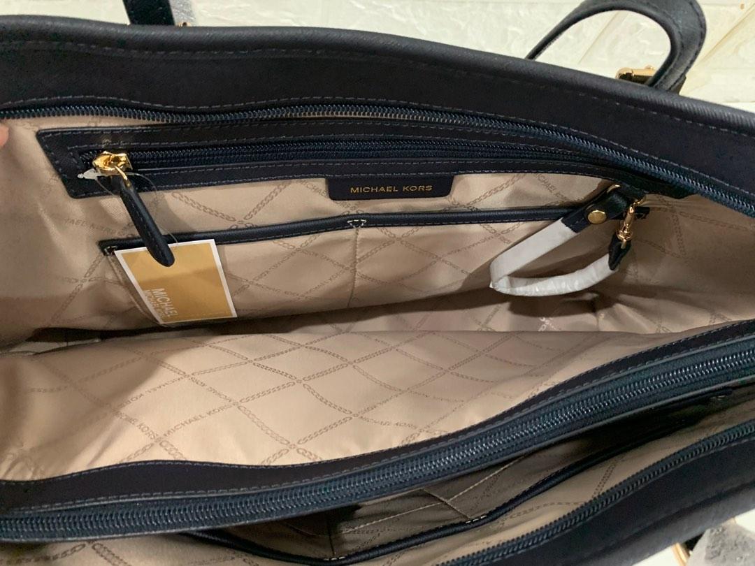 Michael Kors Jet Set Medium Saffiano Leather Top-Zip Tote Bag, Women's  Fashion, Bags & Wallets, Tote Bags on Carousell