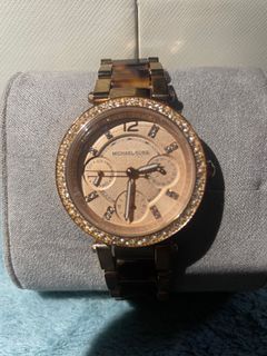 (Category: ) located in . Submitted by sheranne19 (Listing ID 1190834617, Image 1). Description: .