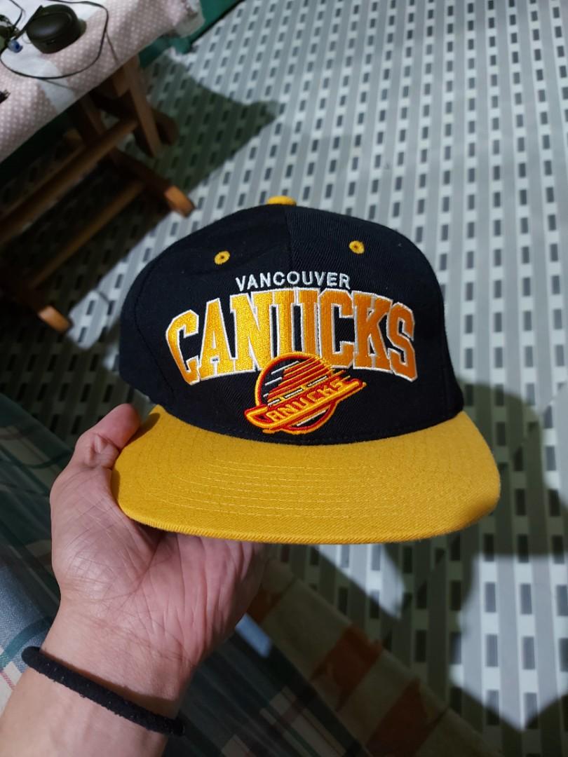 MITCHELL AND NESS, Men's Fashion, Watches & Accessories, Caps & Hats on Carousell