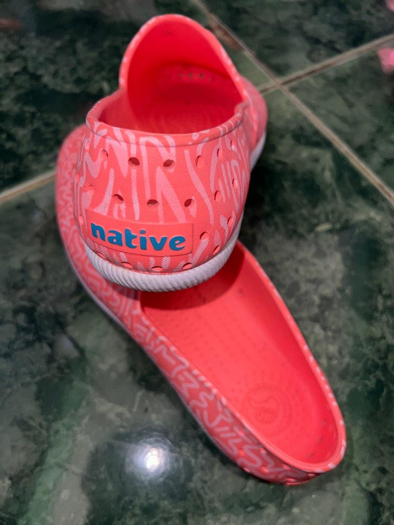 Native shoes M11 EUR 45 (Category: Sneakers) located in Manila. Submitted by simonchkies (Listing ID 1190726866, Image 2). Description: Selling this Native Shoes M11 EUR 45 size. RFS: nakatambak lang. di nagagamit. Actual pics posted. Meetups at Robinsons Angeles Balibago or Clark Main Gate, SM Clark. Available hanggat nakapost.