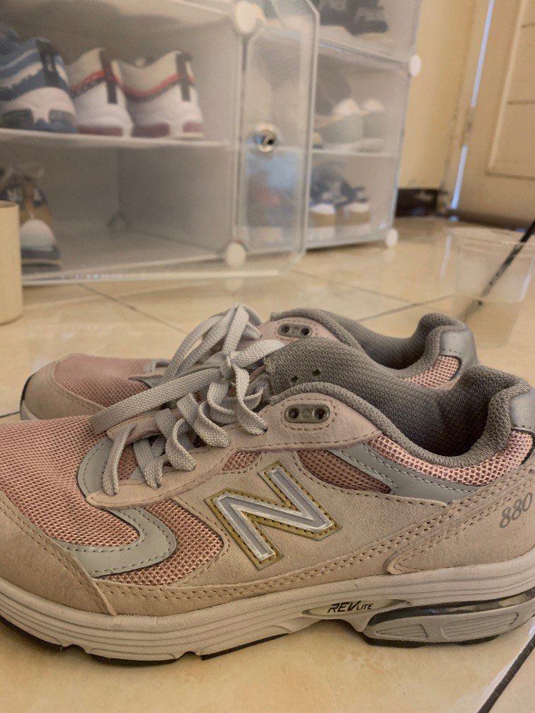 Nb 880 pink clearance