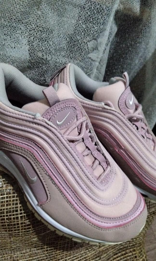 Old air deals max pink
