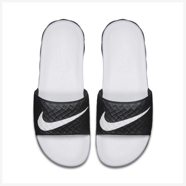 Nike benassi solarsoft 拖鞋, 他的時尚, 鞋, 運動鞋在旋轉拍賣
