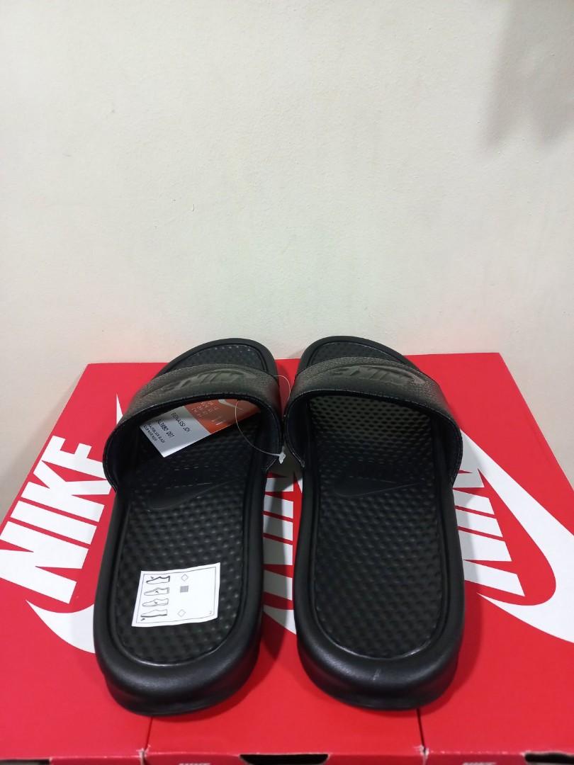 Nike benassi online triple black