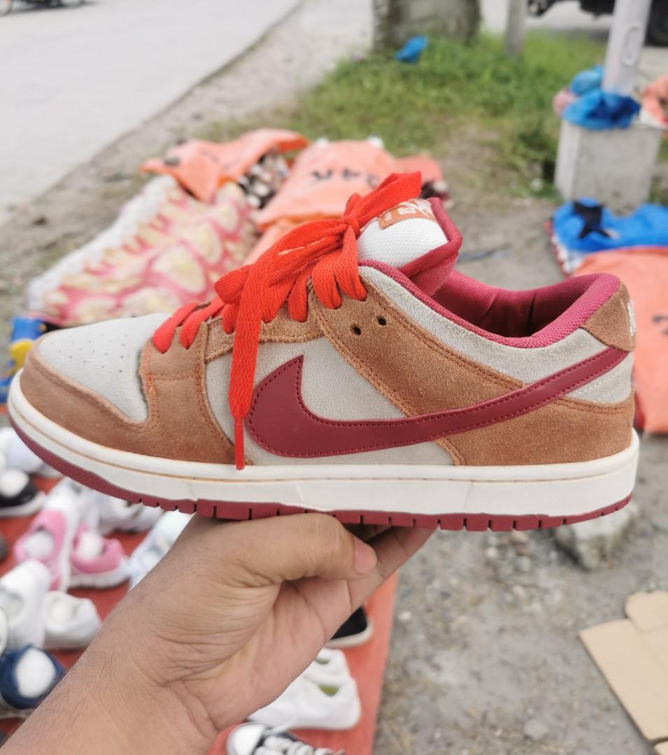 Nike sb dunk low pro cedar Men s Fashion Footwear Sneakers on Carousell