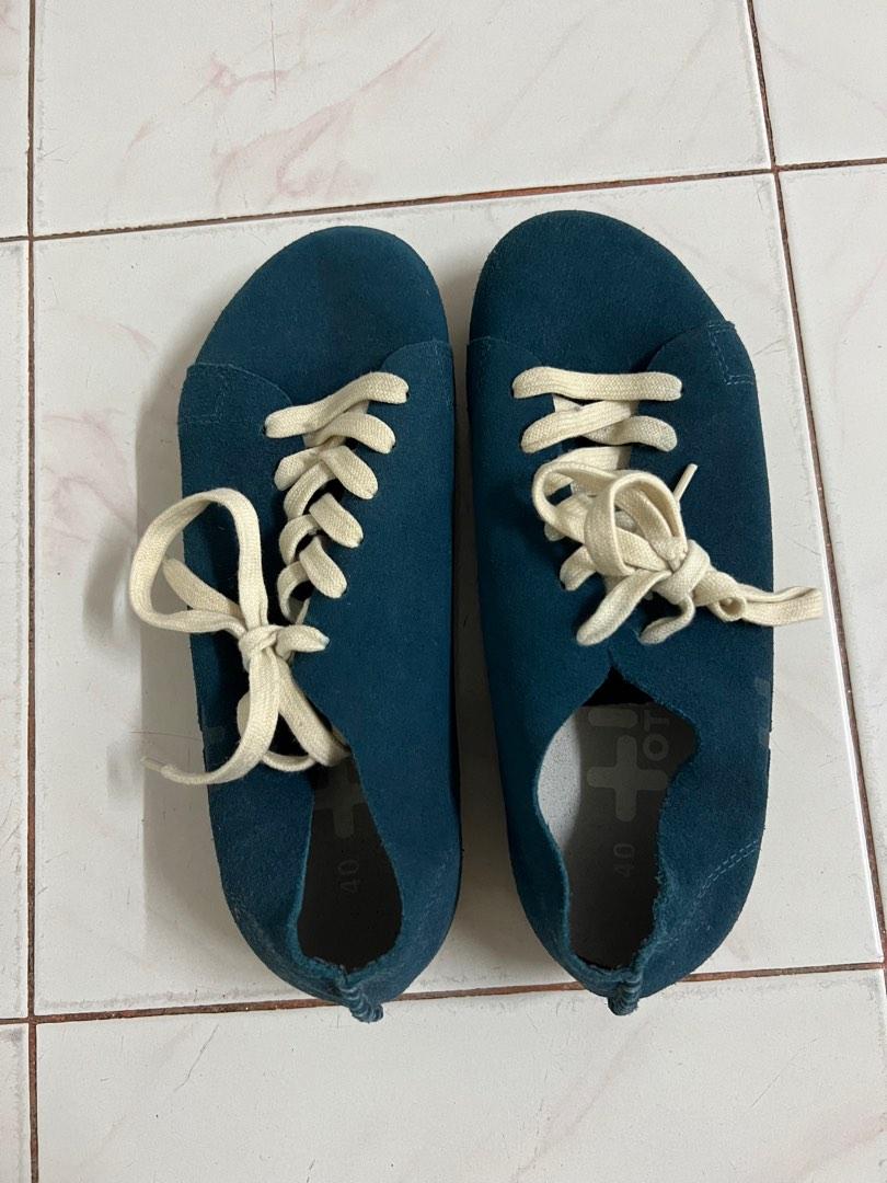 Teal discount velvet shoes