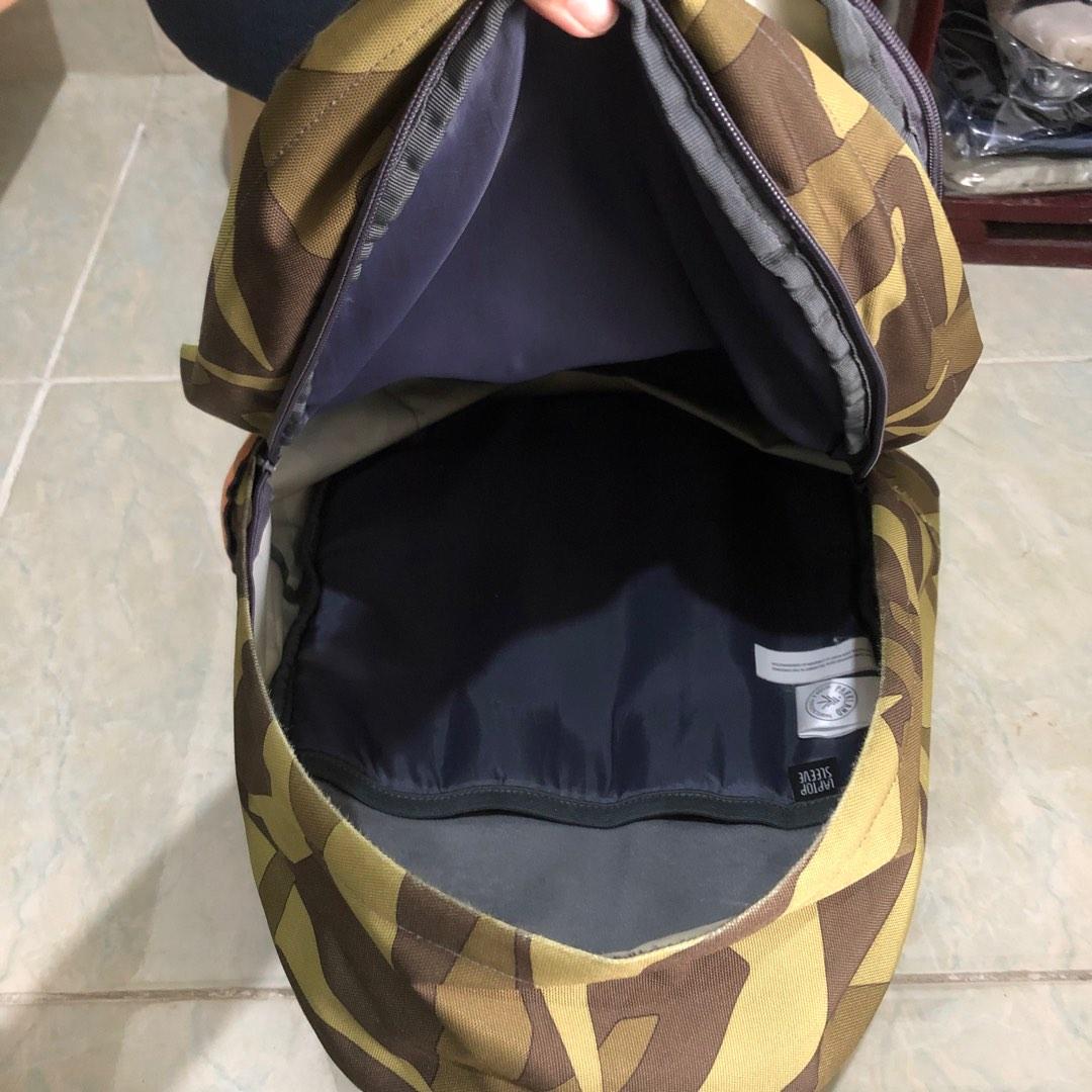 Parkland Backpack Second Original 58, Fesyen Pria, Tas & Dompet