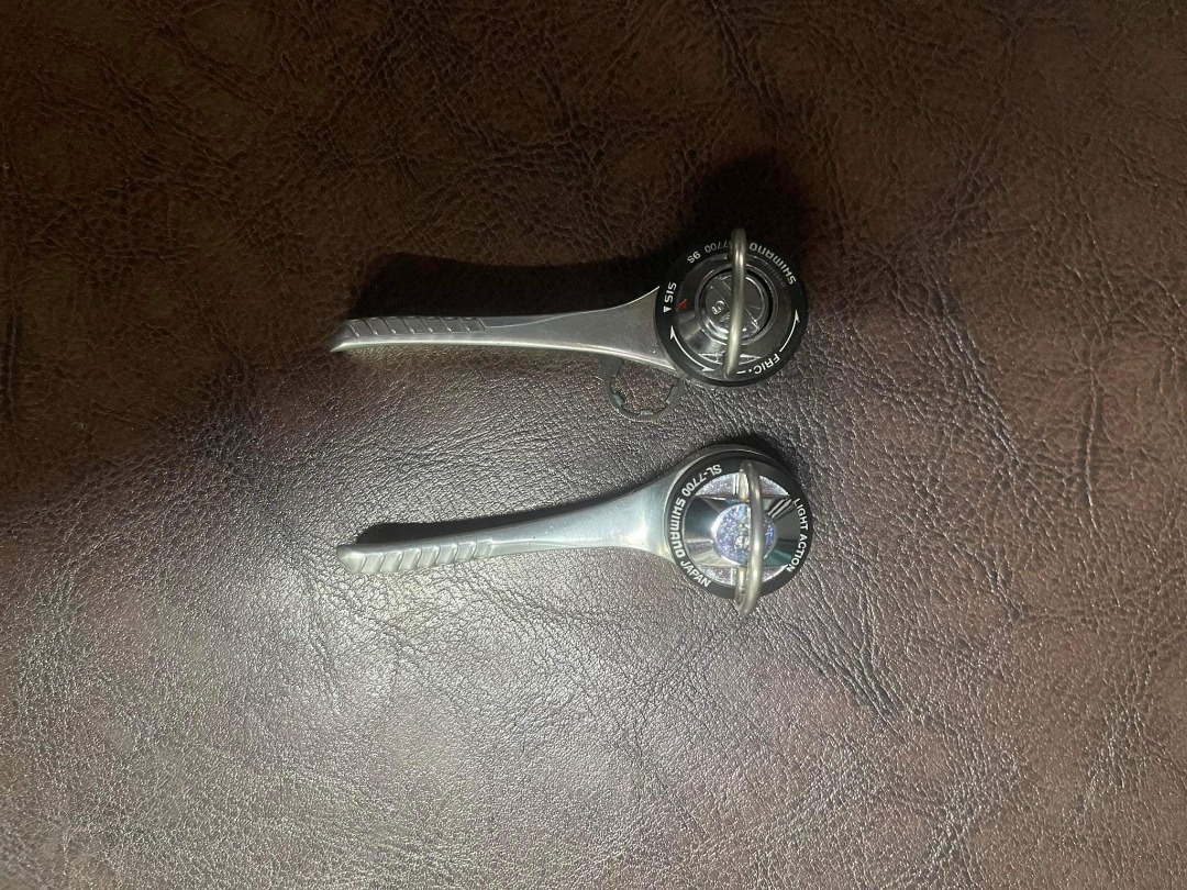 Shimano sl shop 7700 shifters