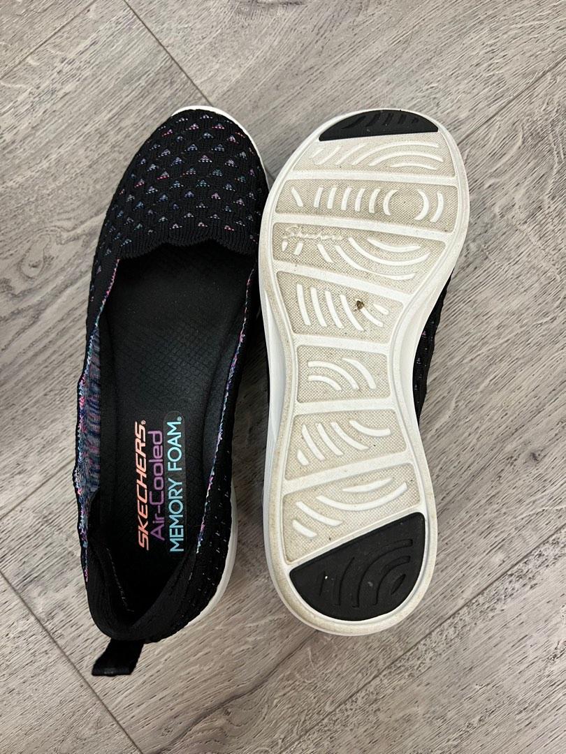 Skechers memory foam shoe, Women's Fashion, Footwear, Sneakers on Carousell