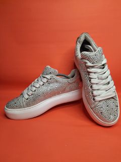 (Category: ) located in . Submitted by FootWearColleccion (Listing ID 1190873323, Image 1). Description: .