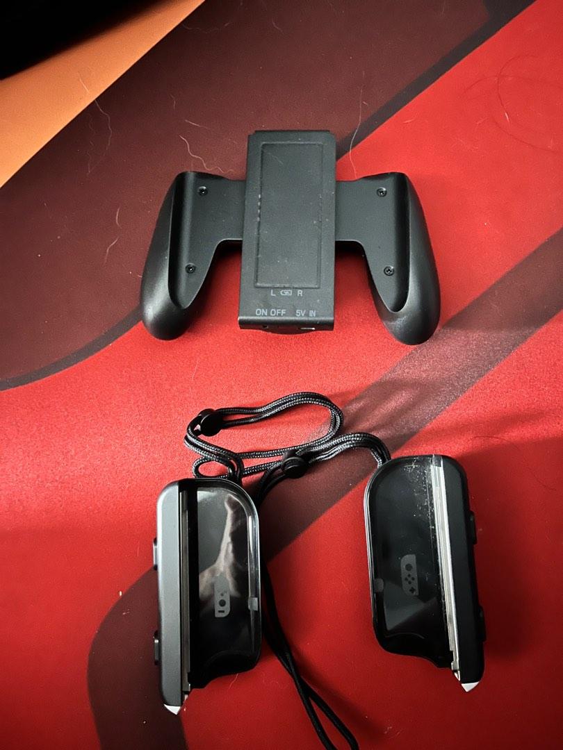 Switch joycon grip and battery pack, Video Gaming, Video Game Consoles