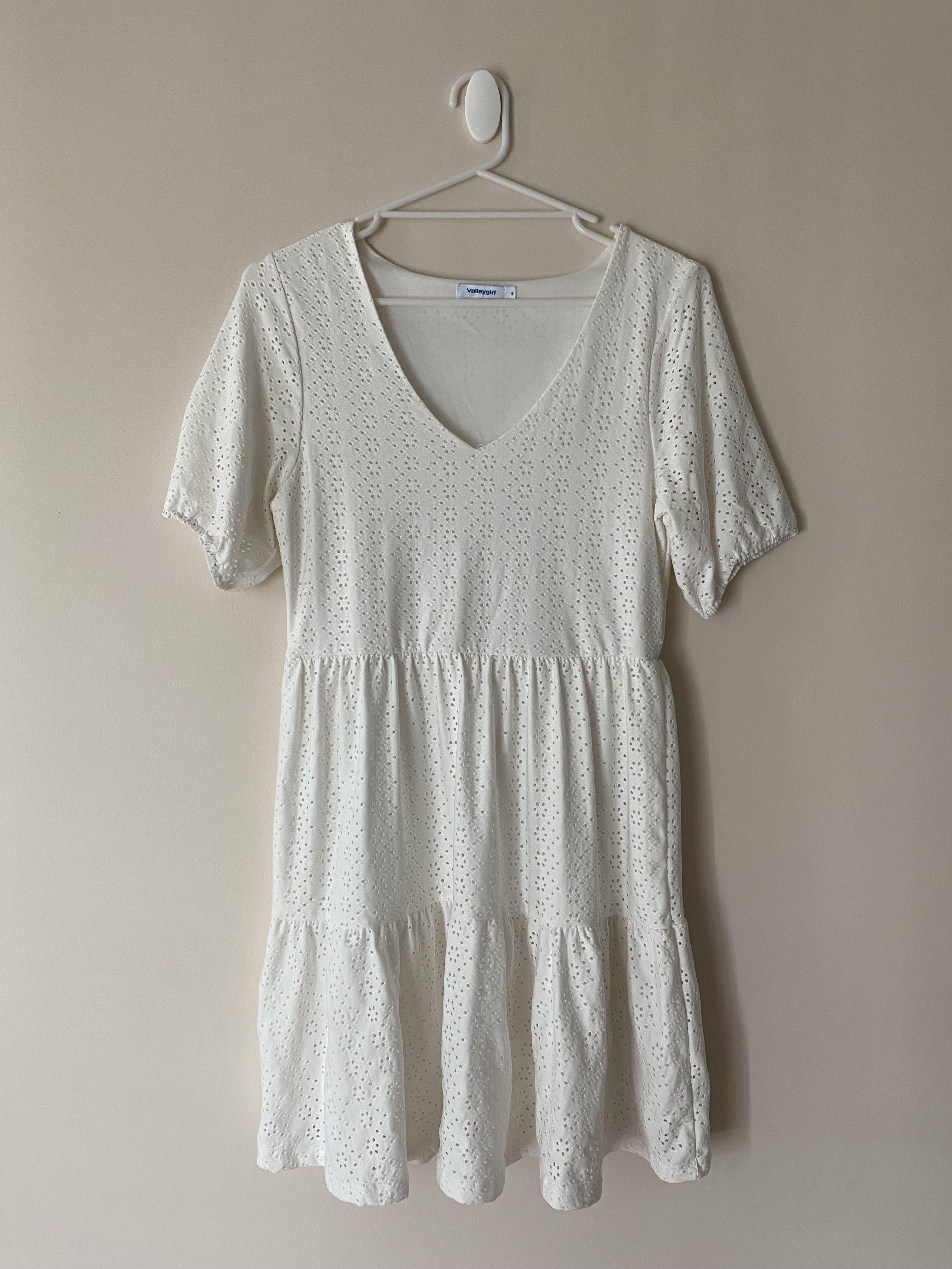 Temt white dress top