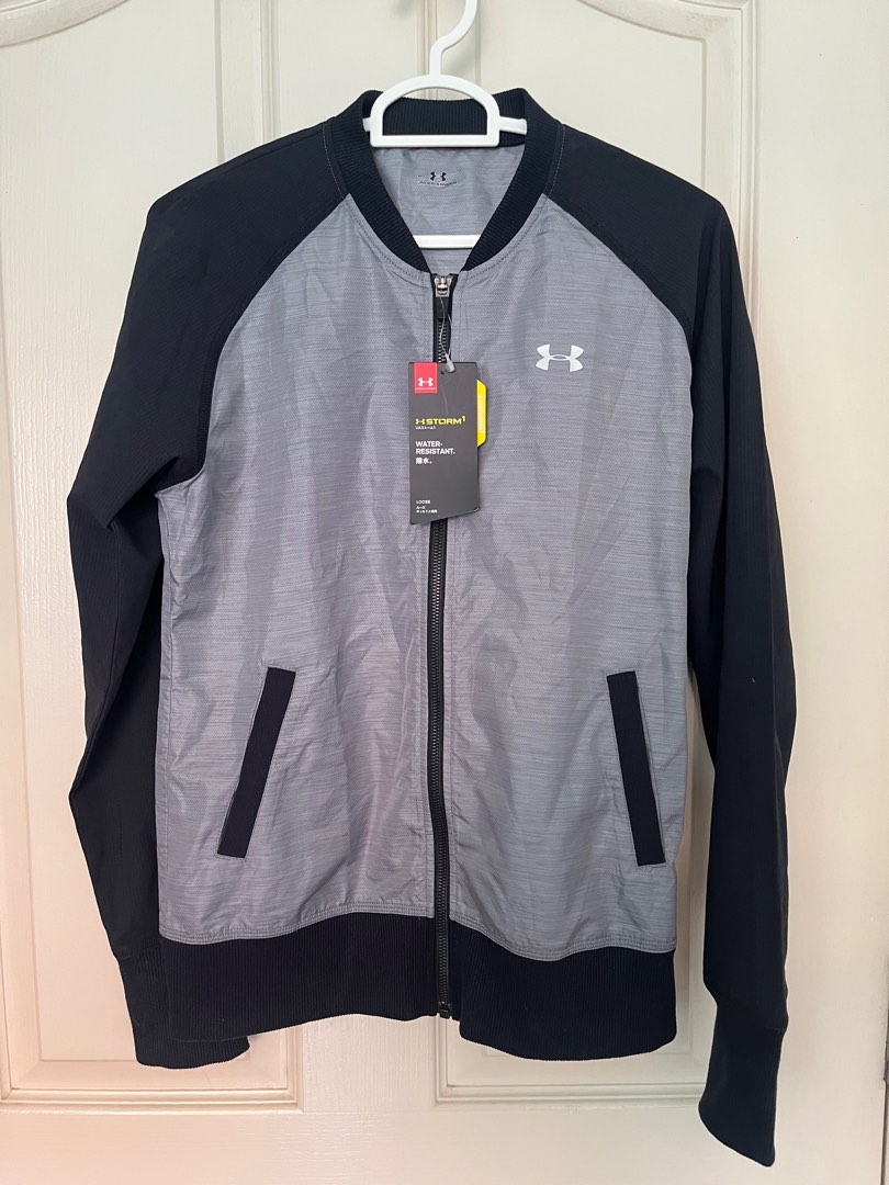 Under Armour Bomber Jacket, Women's Fashion, Activewear on Carousell