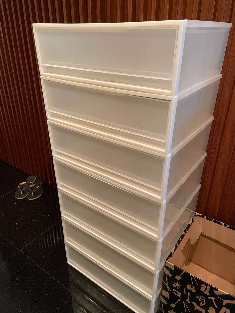 Used plastic drawers, Furniture & Home Living, Furniture, Shelves
