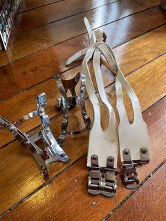Vintage leather peddle straps