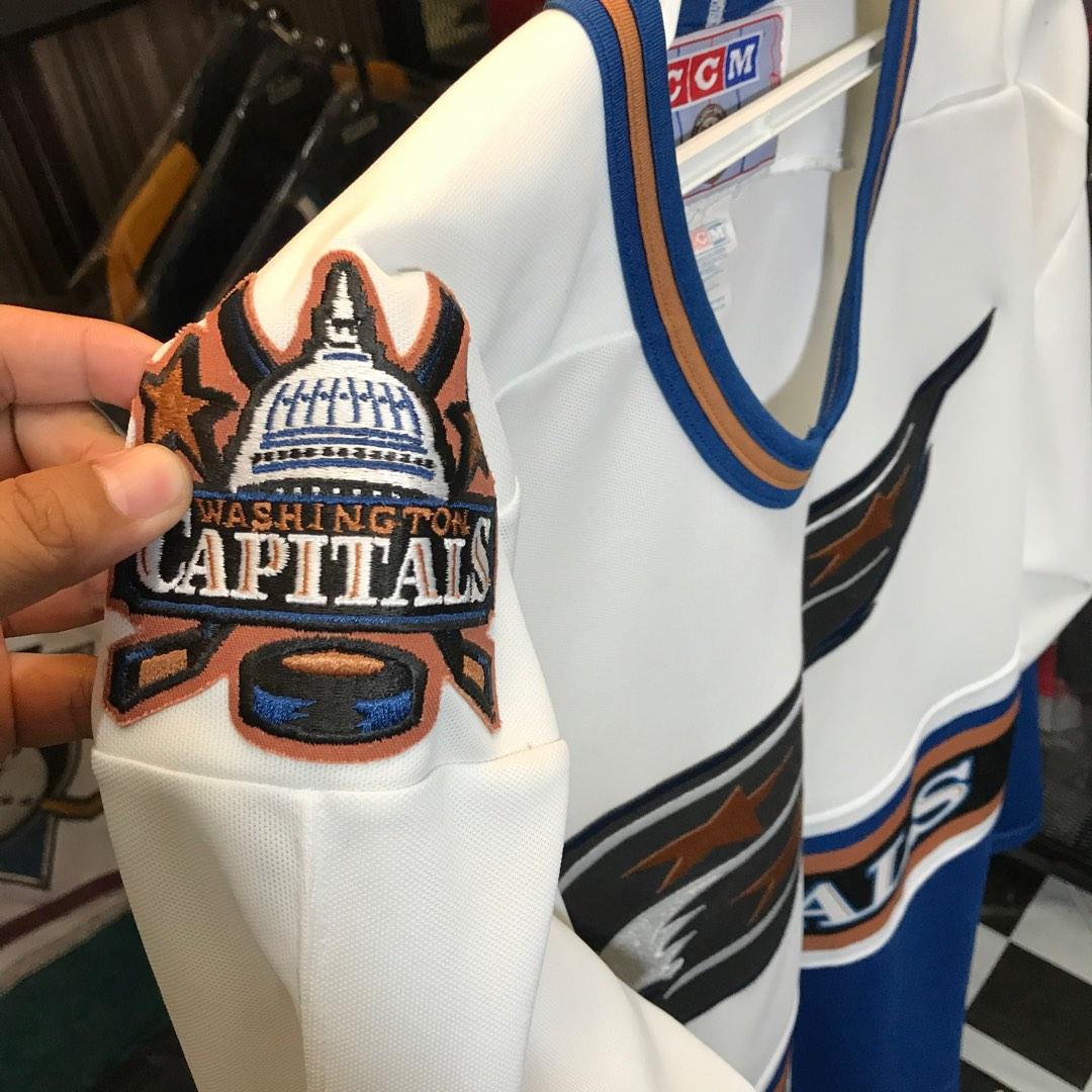 Washington Capitals vintage NHL CCM jersey medium, Men's Fashion