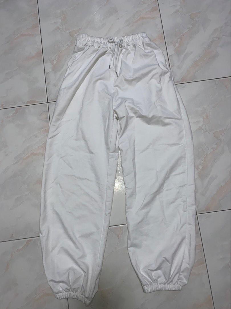 White sweatpants, Women's Fashion, Bottoms, Jeans & Leggings on Carousell