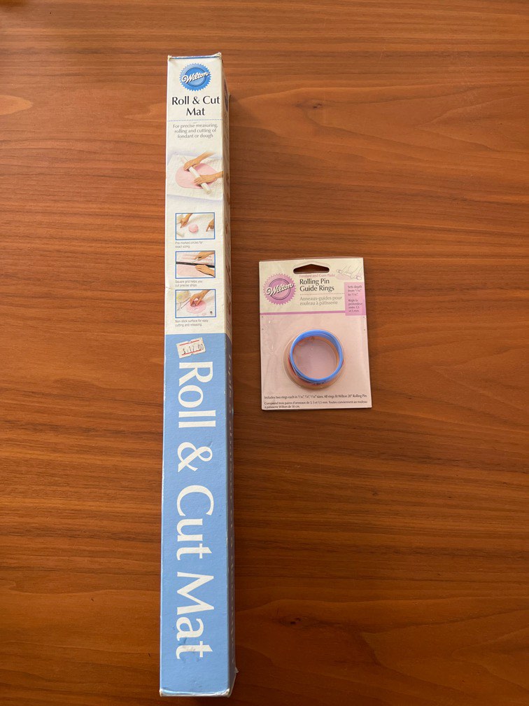 Wilton Roll & Cut Mat & Roller Pin guide, Furniture & Home Living