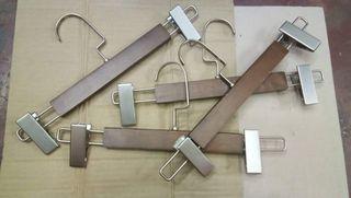 Wood metal clip hanger