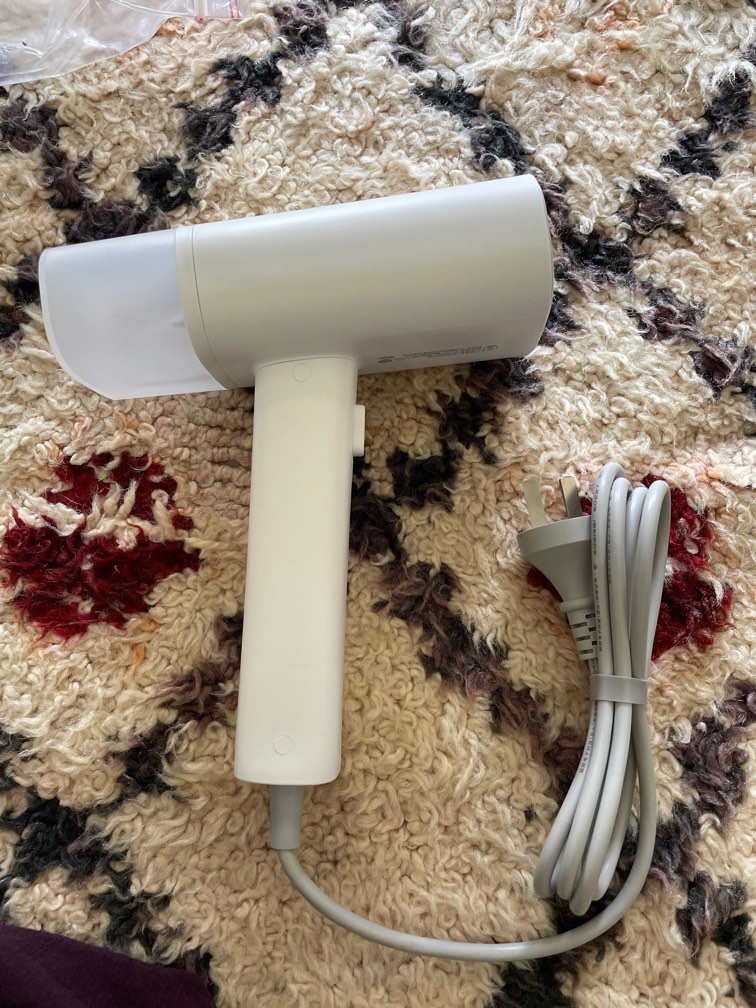 Xiaomi Steamer, TV & Home Appliances, Irons & Steamers on Carousell