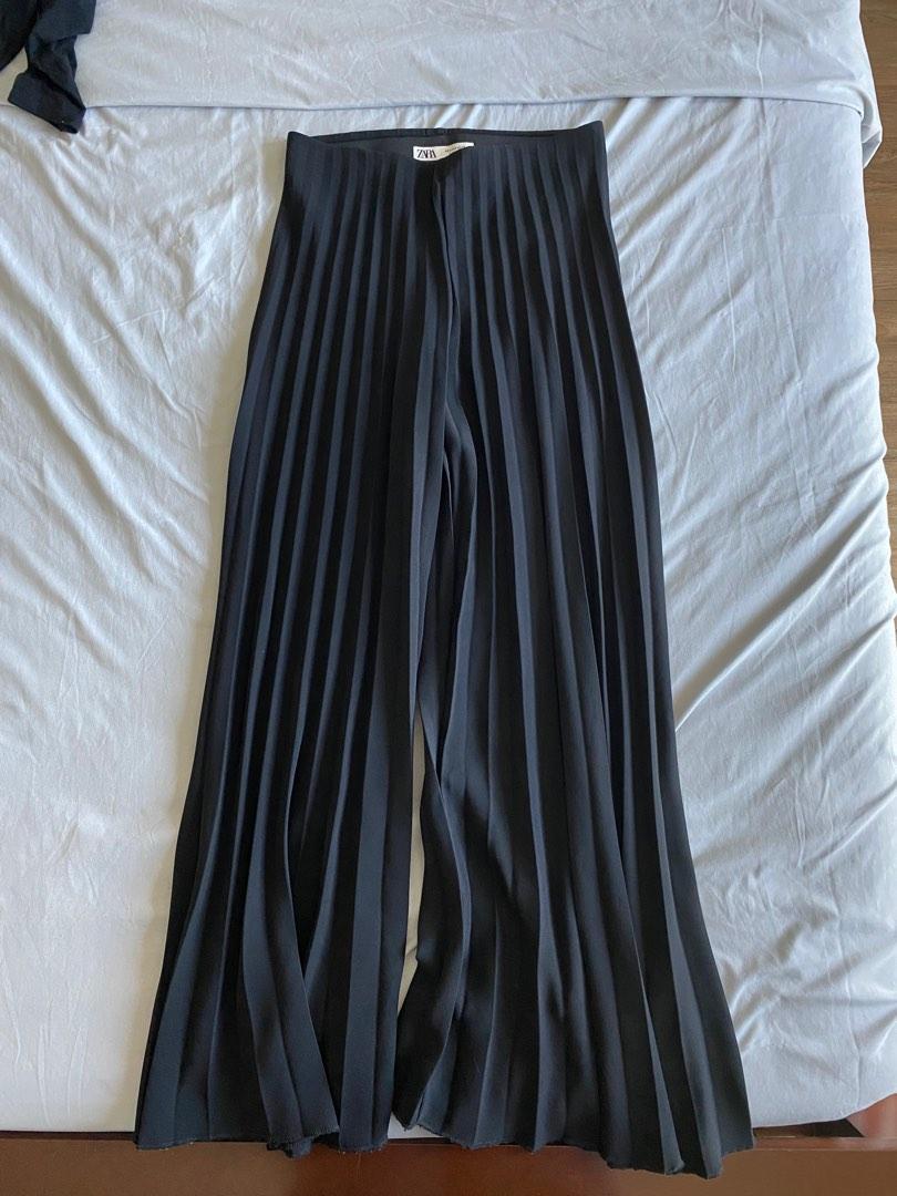 Zara Pleated Pants, Women's Fashion, Bottoms, Other Bottoms on Carousell