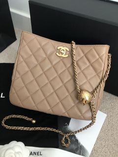 （分類：）位於 。 由 fittysilkytouchmore 提交（商品編號 1190931035，圖片 1）。簡介： 。