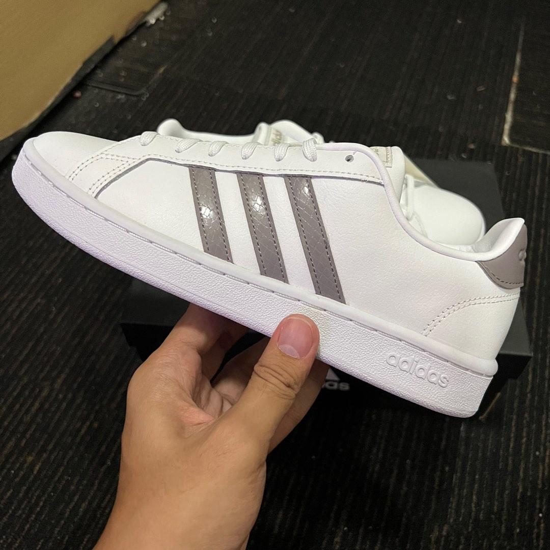 Adidas Grand Court (Category: Sneakers) located in Carmona. Submitted by sole.pals (Listing ID 1191021379, Image 3). Description: For Sale: Adidas Grand Court White/Gray ❌ ₱3,800 SRP ❌ ✅ ₱2,500 ONLY ✅ (Shipping not included) Brand New Complete Available size: 8 US Women’s (Adidas) 40 EU 6.5 UK 24.5 cm RFS: Reselling sneakers 📍 Carmona, Cavite #genzboss.