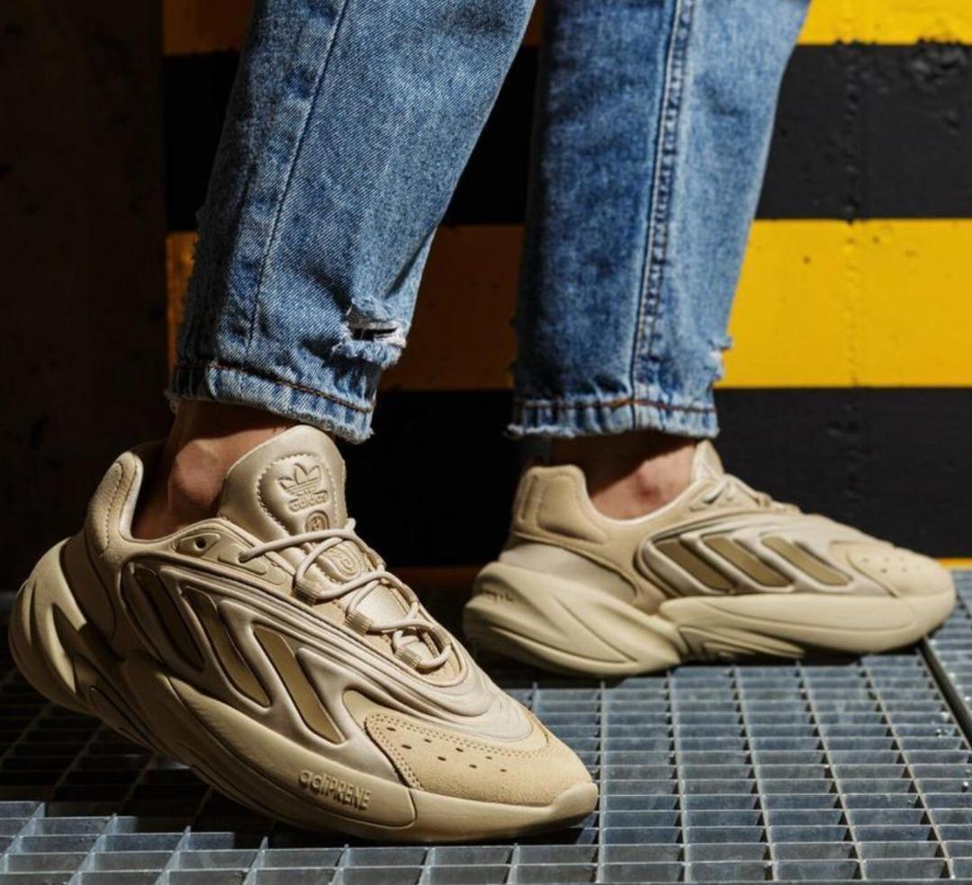 adidas Originals Ozelia trainers in triple beige, Men's Fashion, Footwear,  Sneakers on Carousell