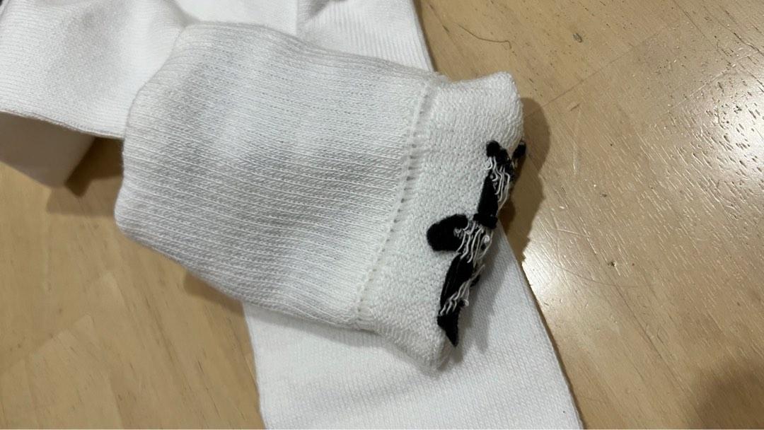 ADIDAS SOLID CREW SOCKS (Category: Socks) located in Singapore. Submitted by worldwidesale (Listing ID 1191079113, Image 4). Description: Condition: 10/10 Size: (39-42) Brand new. Authentic. Selling as individual as I only need 1 pair. No packaging as it was thrown away. -Crew length -84% cotton / 13% polyester / 2% nylon / 1% elastane knit/ -Ribbed cuff Color: White / Black Product code: S21489 🚫NO MEETUPS 🚫NO refund once sold 👉Not for fussy 