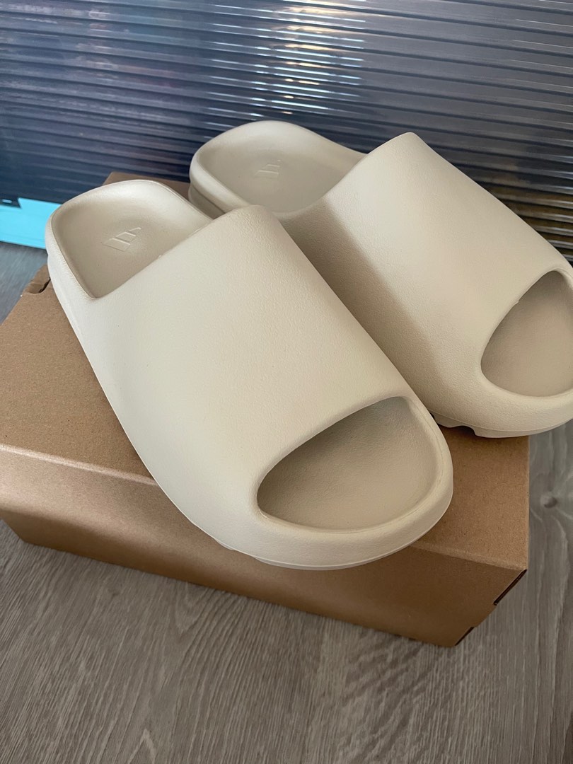 adidas yeezy bone slide