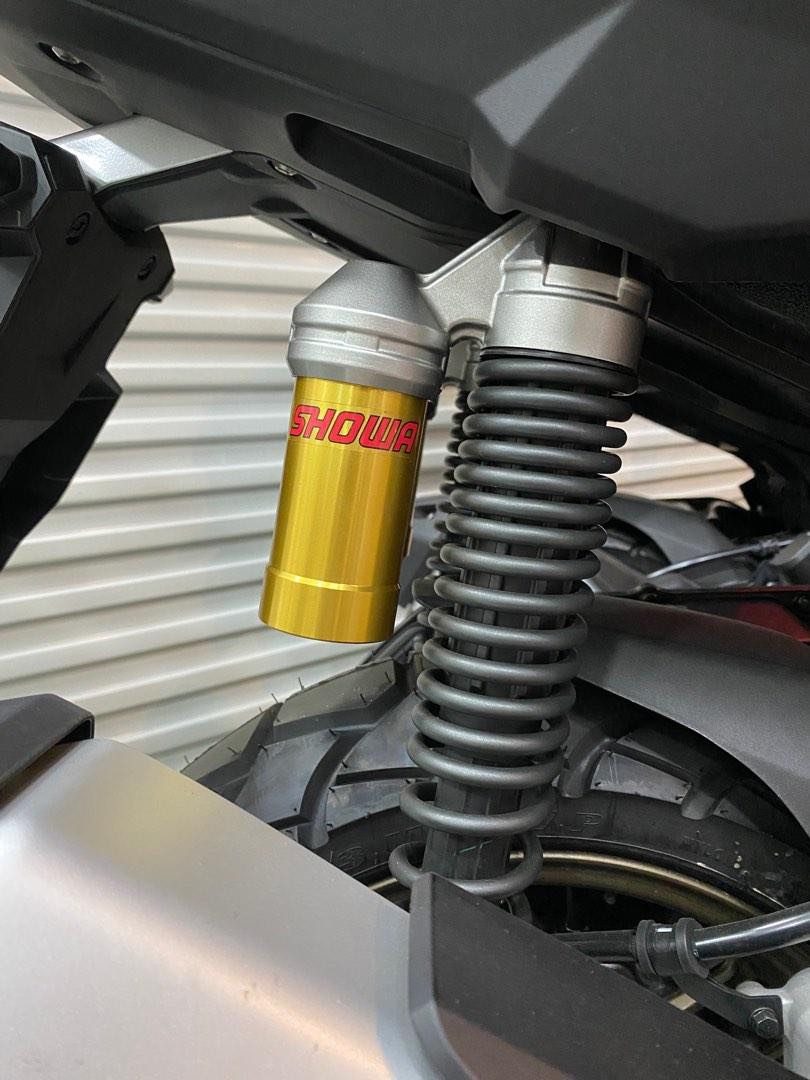 ADV 160 SHOWA stock suspensions, Motorcycles, Motorcycle Accessories on Carousell