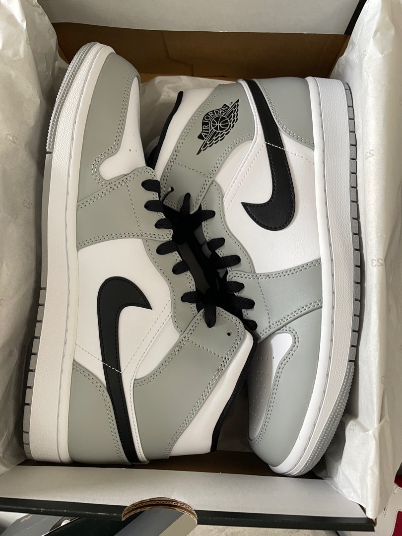 aj1 mid smoke grey