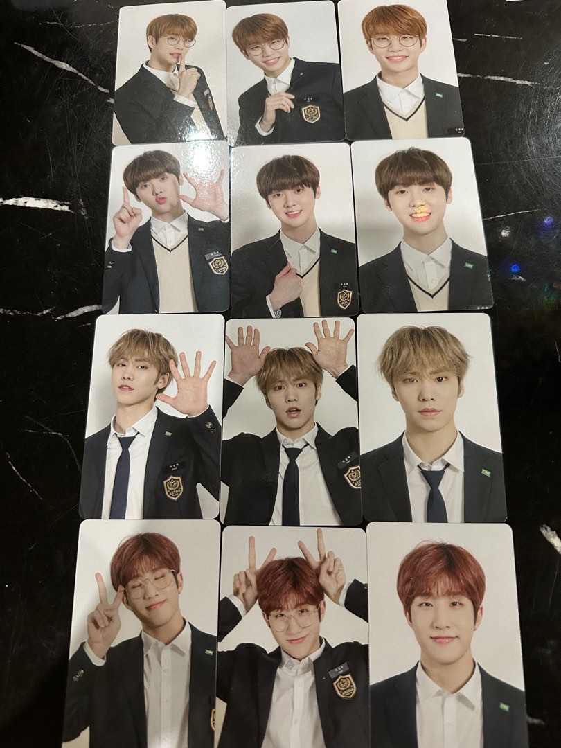 Astro photocard, Hobbies & Toys, Memorabilia & Collectibles, KWave on