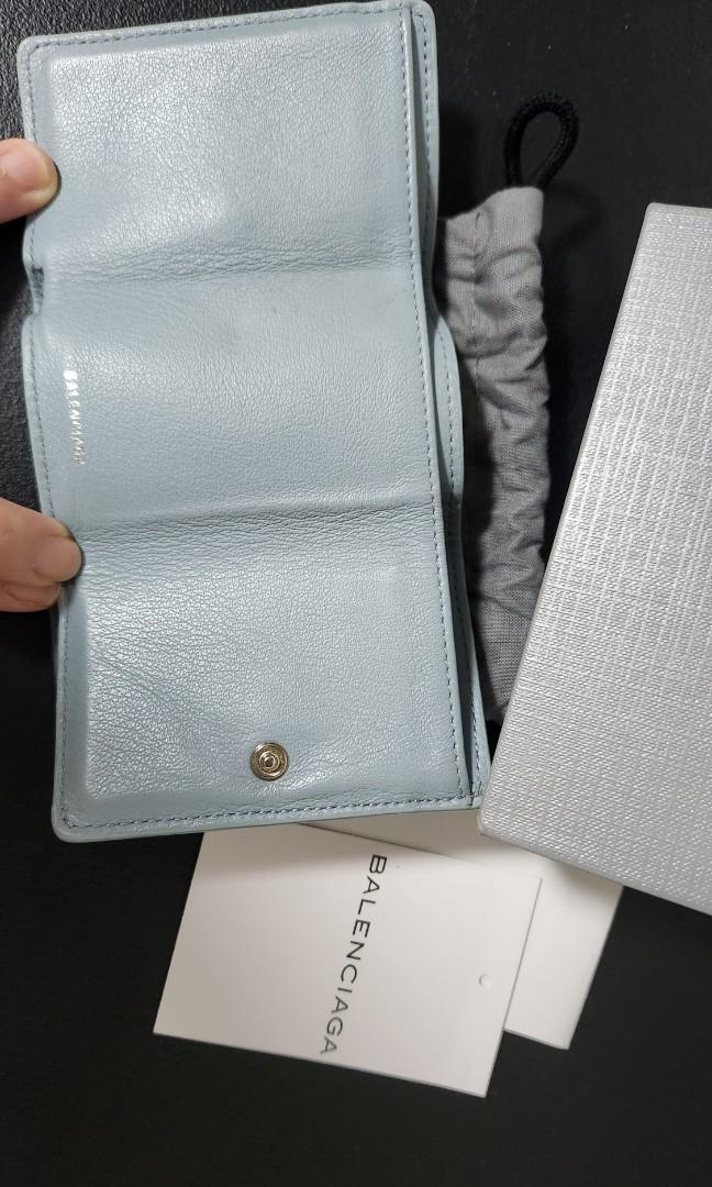 Authentic Balenciaga micro wallet (Category: Luxury Bags & Wallets) located in Quezon City. Submitted by myprelovedfindsph (Listing ID 1191054106, Image 3). Description: Balenciaga micro wallet, with complete inclusions.