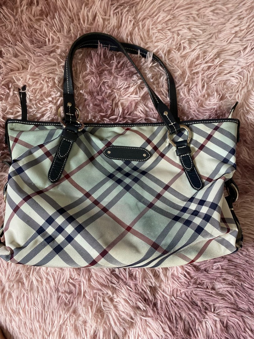 Authentic Burberry Bag (with stains), Women's Fashion, Bags