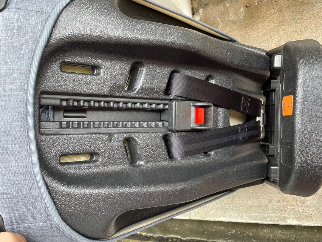 Baby car seat, Babies Kids, Going Out, Car Seats on Carousell