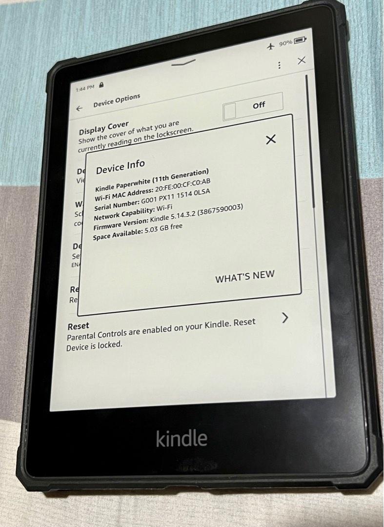 Barely used Kindle Paperwhite 11th Gen 2021 6.8 inches, complete