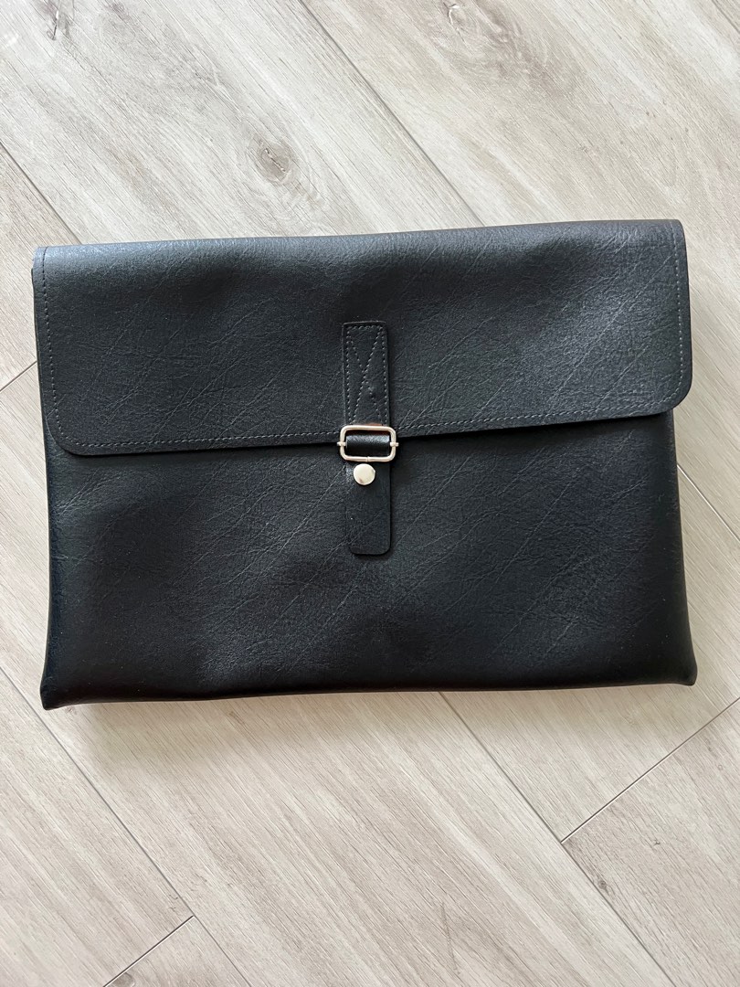 Black Clutch Bag (A4 size), Men's Fashion, Bags, Briefcases on Carousell