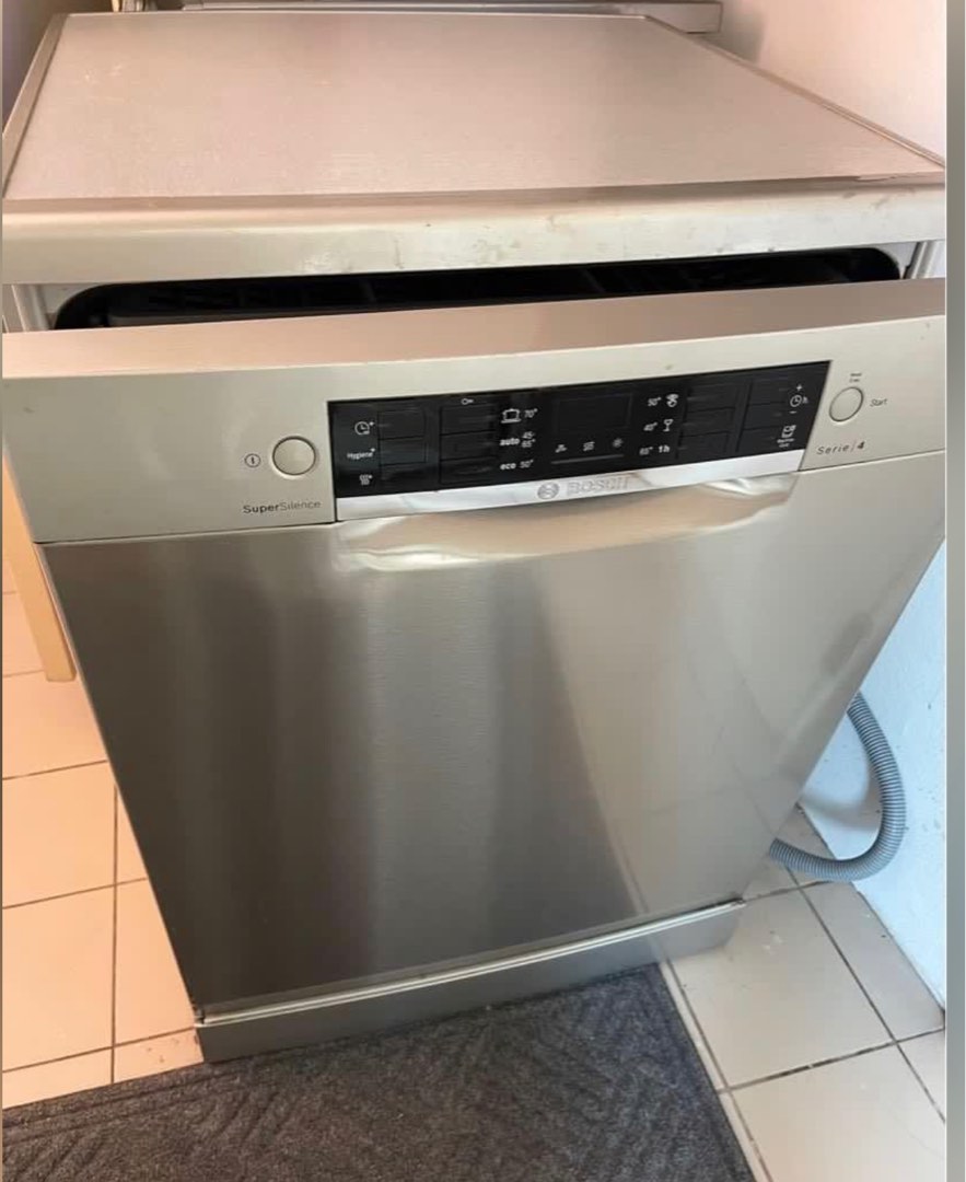 Bosch Dishwasher SMS46MI05E/27 Made in Germany free delivery , TV