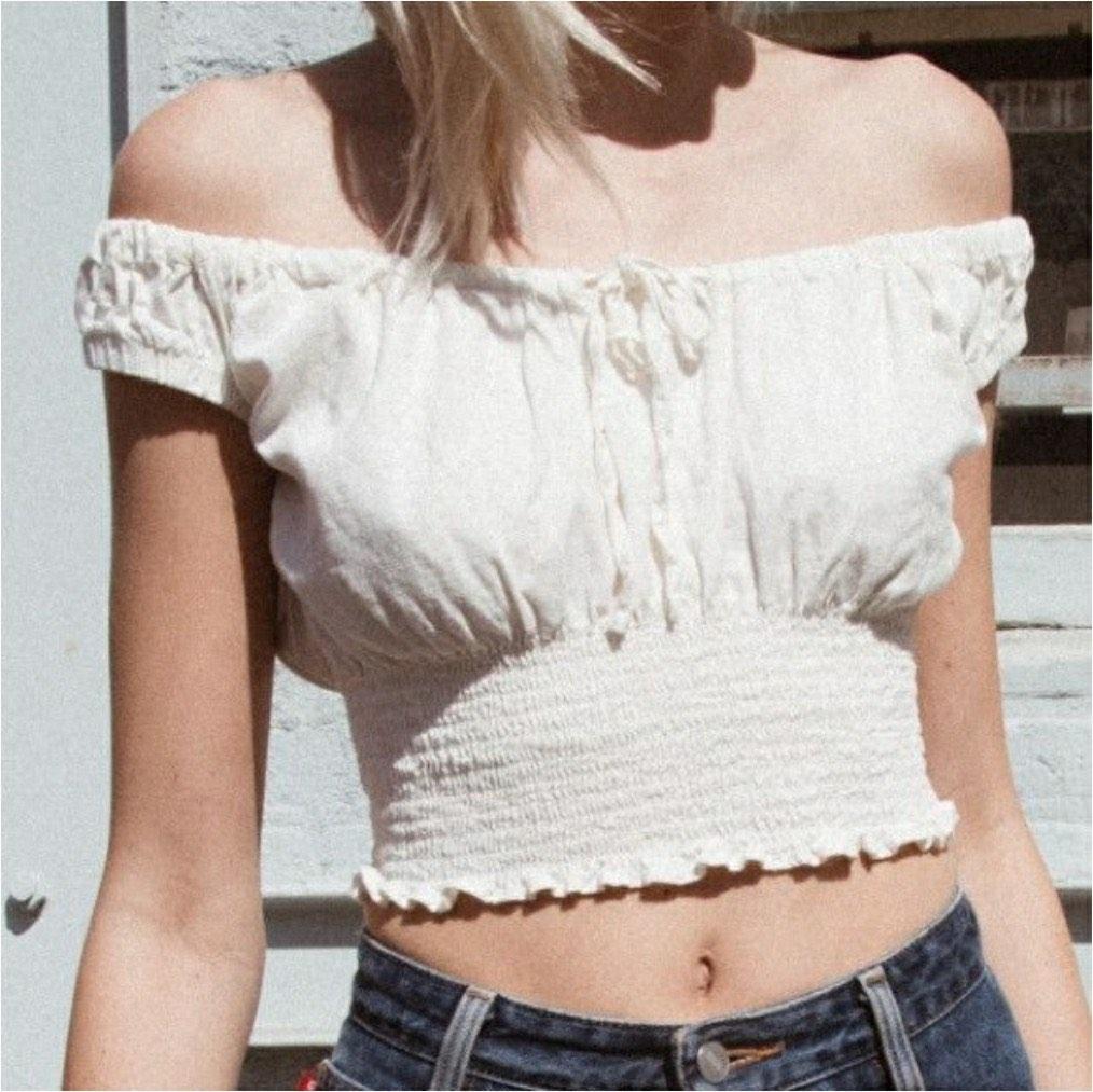 Brandy Melville  Mayson Top, Women's Fashion, Tops, Blouses on Carousell